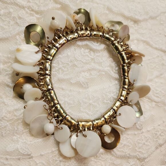 Vintage White, Mother of Pearl Shell and Metal Cha Cha Stretch Bracelet - Picture 3 of 5